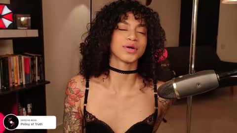 Vale online show from January 18, 1:25 am