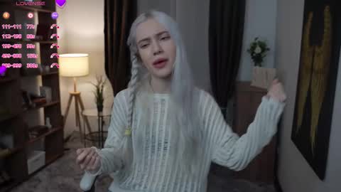 Freya online show from March 6, 7:24 pm