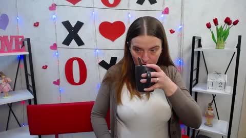 FreyaDak online show from February 12, 2:03 am