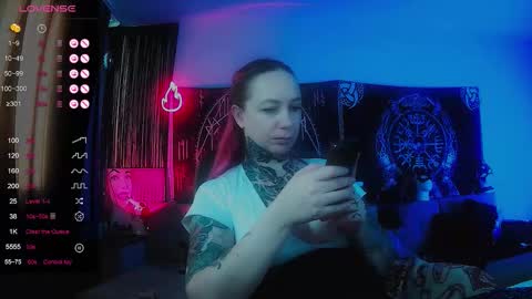 freyjalovee online show from February 26, 2:26 am