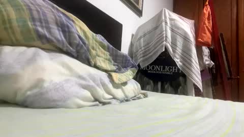 freyrvik online show from November 23, 10:30 pm