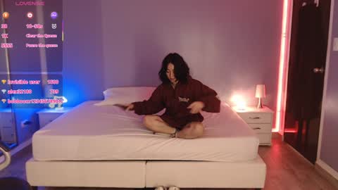 frida_lassi_ online show from January 25, 5:40 pm