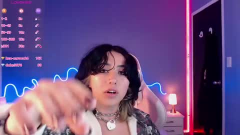 frida_lassi_ online show from March 8, 3:02 pm