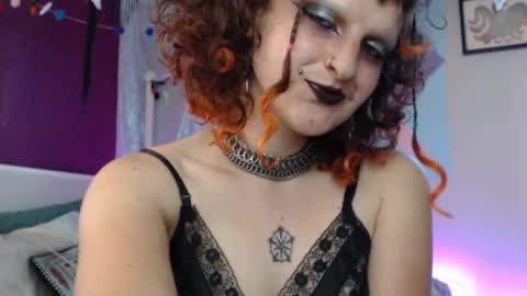 cherry online show from September 20, 6:33 pm