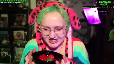   Jaywise Frogfoot  online show from April 17, 10:34 pm