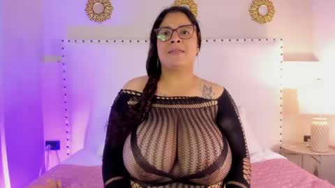 Lucy online show from April 16, 1:33 pm