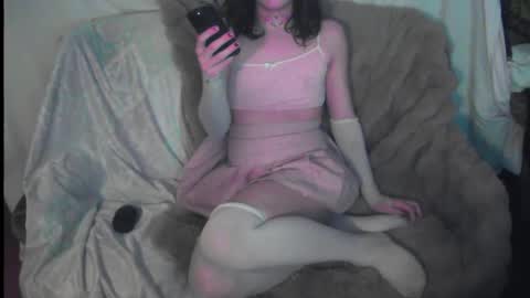 frostyboi20 online show from February 11, 5:50 pm