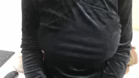 fruity28 online show from October 30, 10:38 am