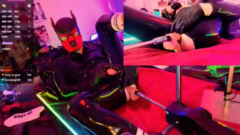 Snapshot of fuc71 chatting on December 6, 9:51 pm fuc71 online show from December 6, 9:51 pm