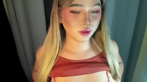 R A I N M O R A L E S  G M A I L . C O M online show from April 24, 8:11 pm