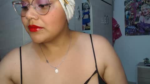 Snapshot of fucking_temptation1 chatting on October 19, 3:00 am Mia and Gary online show from October 19, 3:00 am