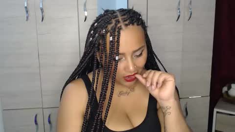 Mia and Gary  online show from March 8, 2:04 am