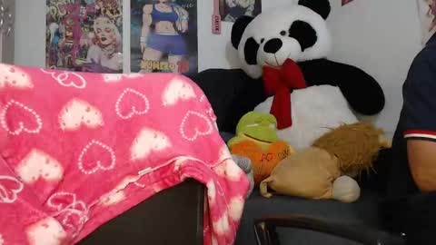 Snapshot of fucking_temptation1 chatting on October 11, 3:33 am Mia and Gary online show from October 11, 3:33 am