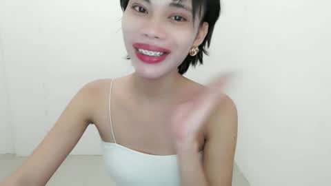 Snapshot of fuckingsexy143 chatting on September 10, 12:33 am fuckingsexy143 online show from September 10, 12:33 am