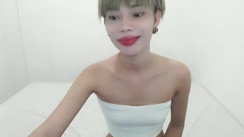 Snapshot of fuckingsexy143 chatting on September 26, 2:19 am fuckingsexy143 online show from September 26, 2:19 am