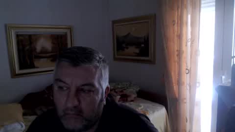 Snapshot of fukingcrazy chatting on December 4, 11:46 am fukingcrazy online show from December 4, 11:46 am