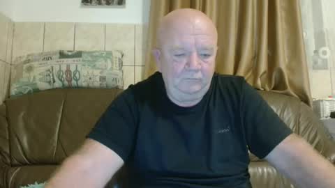 fullballs6 online show from October 20, 2:38 am