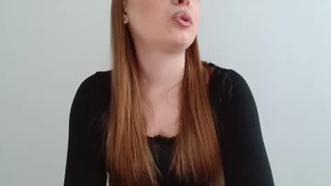 Emma online show from March 19, 11:15 am