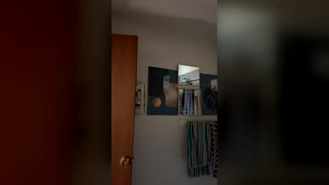 Linnys Palace online show from March 2, 6:47 pm