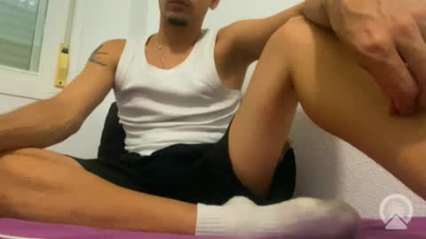 Snapshot of fxlm69 chatting on October 21, 12:43 pm fxlm69 online show from October 21, 12:43 pm
