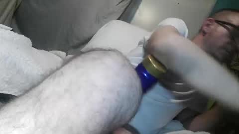 iLOVEgooning online show from April 12, 8:51 am