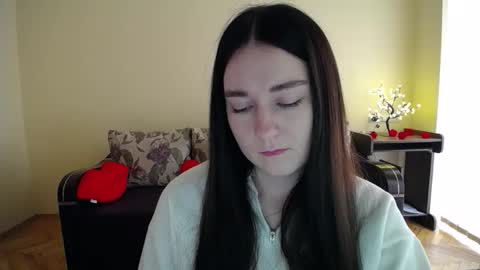 Jaklin online show from March 18, 9:37 am