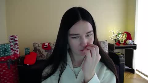 Jaklin online show from January 12, 9:49 am