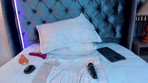 Snapshot of gabhy_rivera chatting on September 10, 1:34 pm gabhy_rivera online show from September 10, 1:34 pm