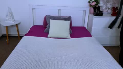 GabiCarter online show from October 1, 11:42 am