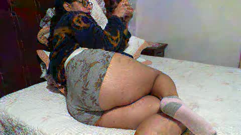 gaby  layla online show from September 16, 8:56 pm