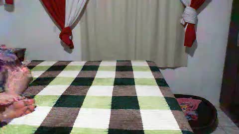 gaby  layla online show from November 29, 1:46 am