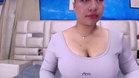 Snapshot of gabriela_leone chatting on February 14, 7:12 pm gabriela online show from February 14, 7:12 pm
