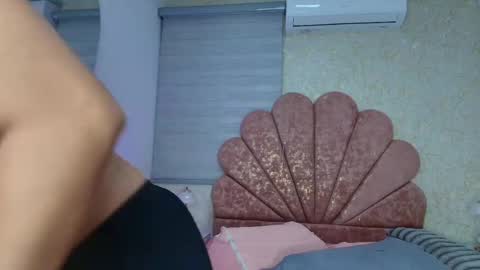 gabriela online show from April 13, 7:40 pm