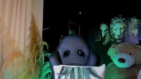 Gabriela Montes online show from February 23, 1:35 am