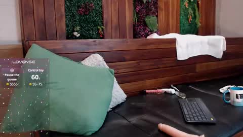 gabriell_ramirez_ online show from March 3, 10:06 am