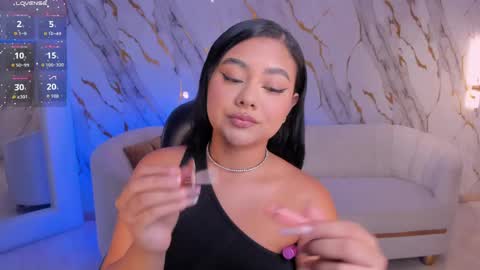 Gabriella Lee online show from April 4, 3:35 am