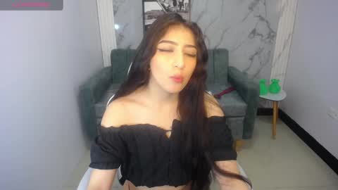 Snapshot of gaby_s1 chatting on October 10, 4:18 am Gaby online show from October 10, 4:18 am