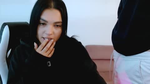 My name is Gabriela.. nice to meet you thumbs up please its very important to me online show from November 11, 6:37 am