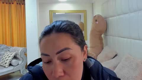 gabriela online show from February 25, 5:05 pm