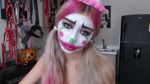 Snapshot of gabygumms chatting on October 8, 2:45 pm gabygumms online show from October 8, 2:45 pm