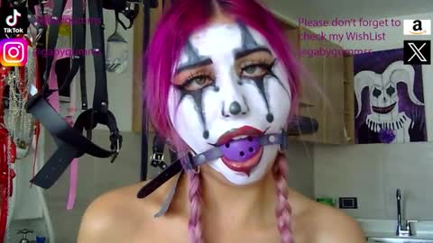 Snapshot of gabygumms chatting on October 11, 1:27 pm gabygumms online show from October 11, 1:27 pm