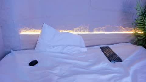 Gaby  online show from March 6, 3:35 pm