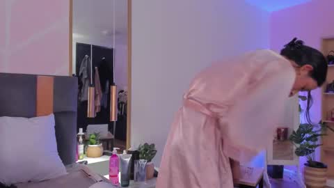 Gaby online show from January 7, 8:03 pm