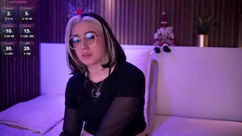 gabyrose9 online show from January 14, 9:45 pm