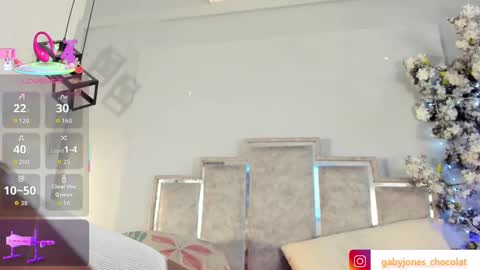 gabyyjones online show from October 8, 11:38 am