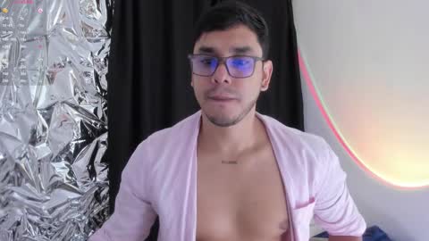 Snapshot of gadiel_edric chatting on October 11, 5:12 am Gadiel online show from October 11, 5:12 am