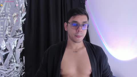 Snapshot of gadiel_edric chatting on October 13, 3:30 am Gadiel online show from October 13, 3:30 am