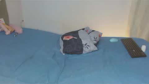 Snapshot of gael_hot03 chatting on March 12, 9:34 am gael hot online show from March 12, 9:34 am