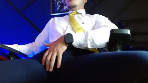 Gael Williams online show from February 22, 1:11 am