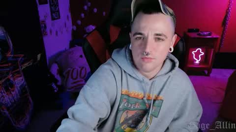 Snapshot of gage_allin chatting on September 17, 1:31 am Gage Allin AKA Alpha Pussy online show from September 17, 1:31 am